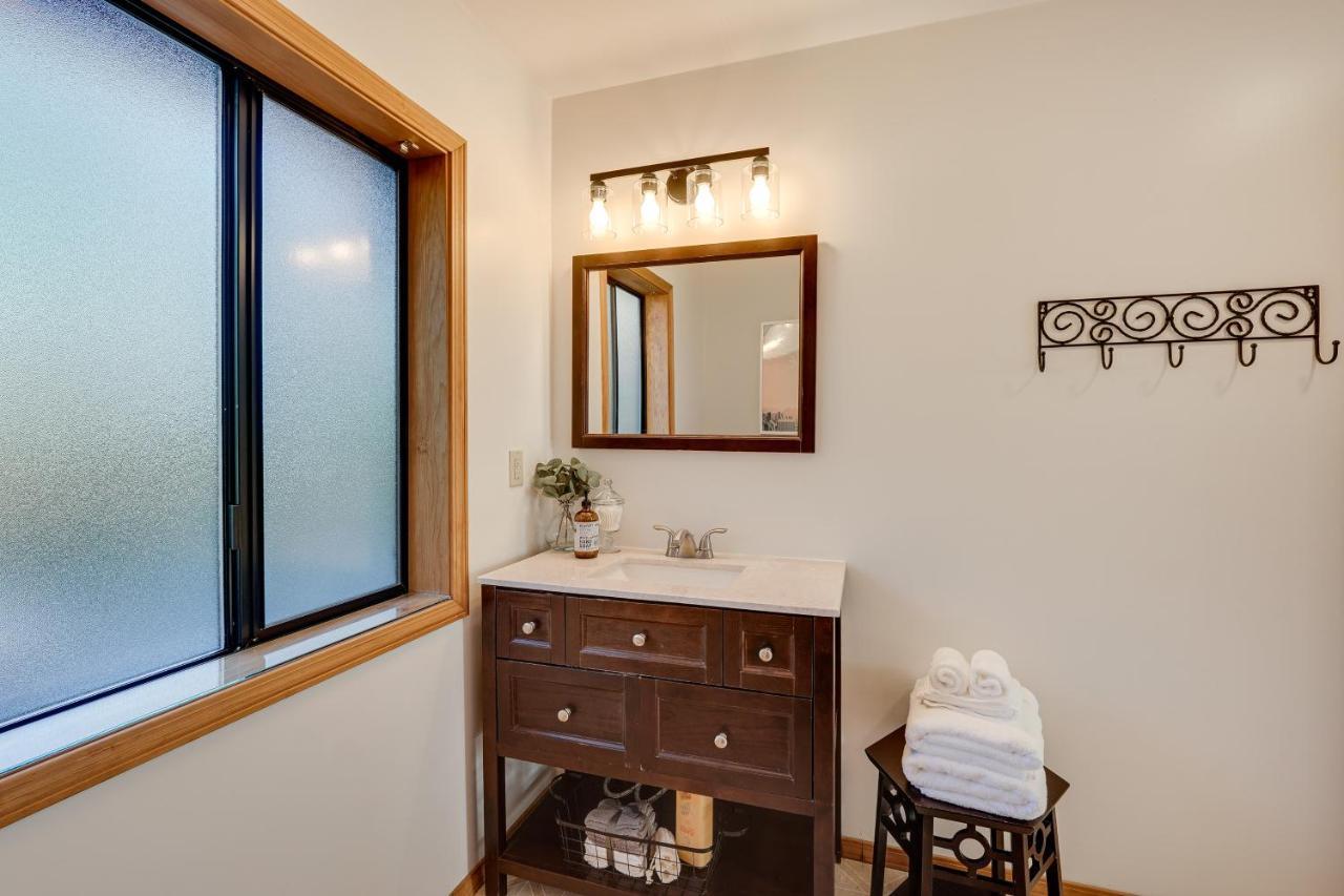 Cozy Central Point Bungalow On Working Winery! Exterior foto